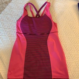 Lululemon workout tank